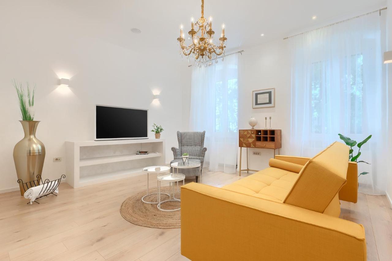 Calafati Apartment With Free Private Parking Rijeka Buitenkant foto
