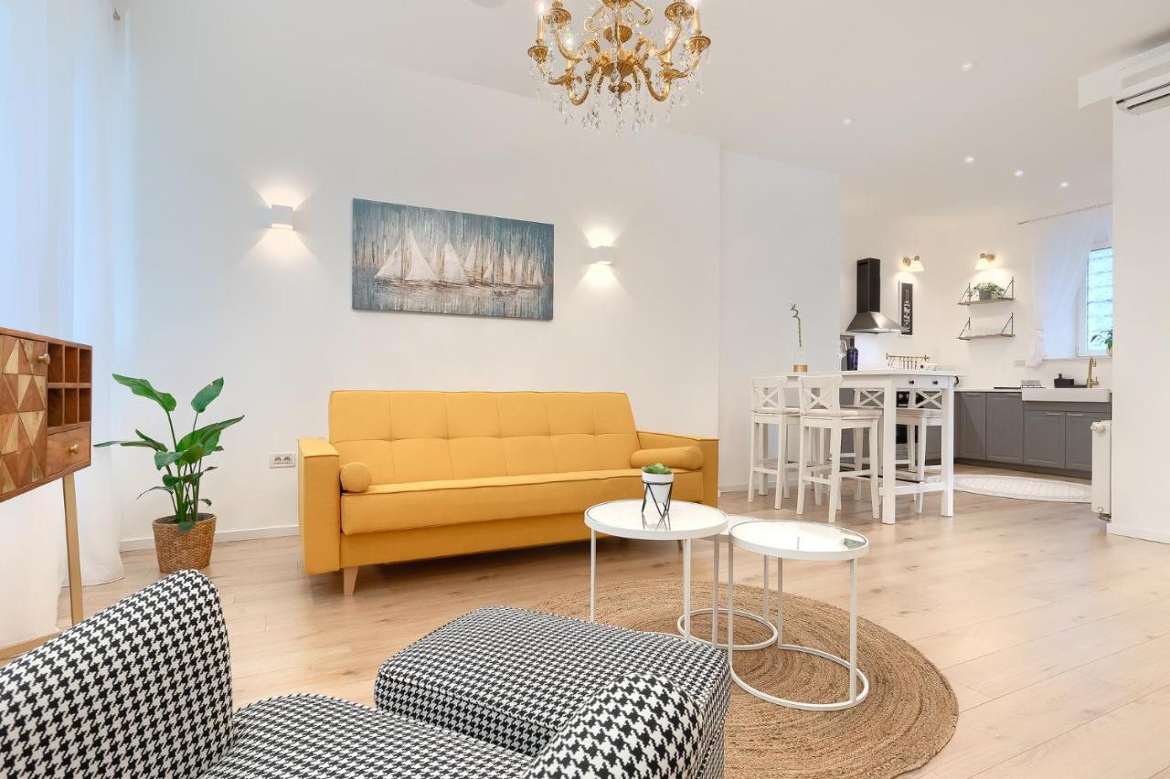 Calafati Apartment With Free Private Parking Rijeka Buitenkant foto