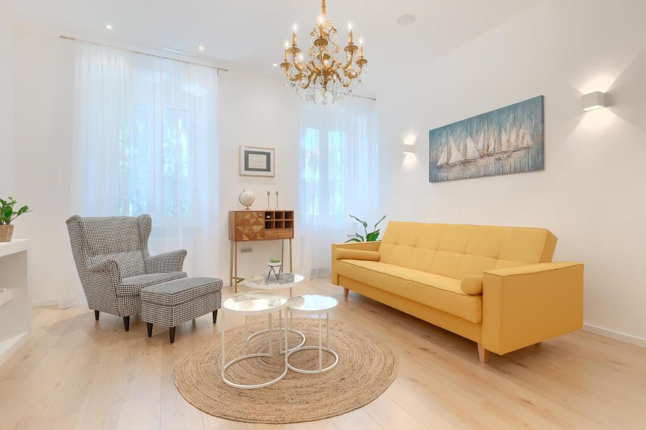Calafati Apartment With Free Private Parking Rijeka Buitenkant foto